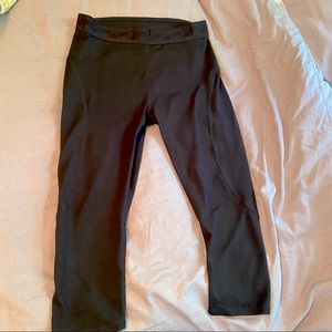 Fabletics Power Hold Capris